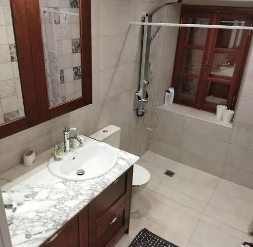 Tsolakis Luxury House *