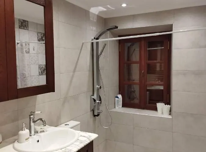 Tsolakis Luxury House